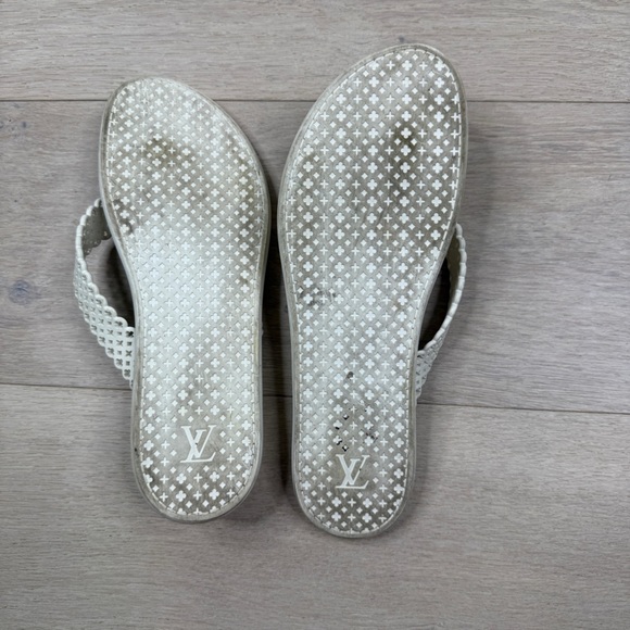 Louis Vuitton White Perforated Rubber Tattoo Thong Sandals - Picture 10 of 11